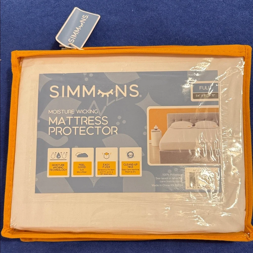 Simmons Full Size White Mattress Protector NIP Moisture Wicking Cleans-up Nice